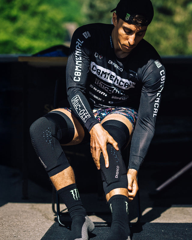 Gravity Knee Pad