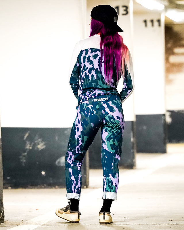 Womens Gravity Pants | Isa Signature - Purple Leopard | WOMENS | BOTTOMS | PANTS | GRAVITY PANTS | DHaRCO | MTB | Image 4 of 6