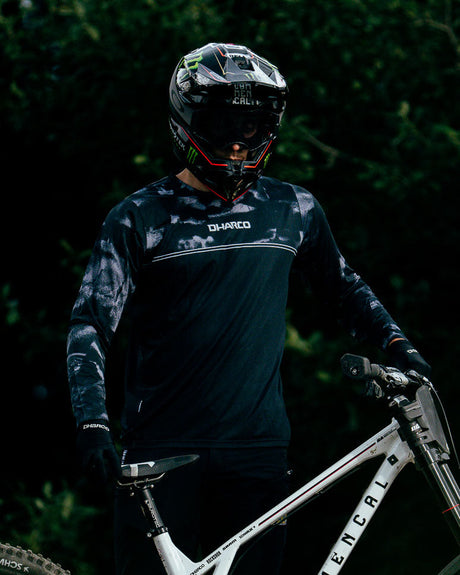 Mens Race Jersey | Amaury Pierron Signature - AP4 | DHaRCO | MTB | Image 1 of 6