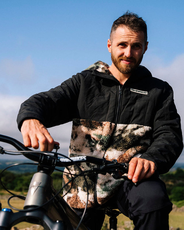 Mens Sherpa | Isted Signature - Desert Haze | MENS | TOPS | FLEECE AND HOODIES | SHERPA | SHERPA | DHaRCO | MTB | Image 1 of 8