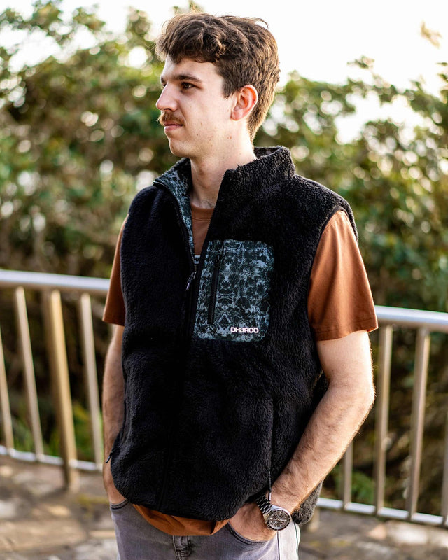 Mens Sherpa Vest | Vein | MENS | TOPS | FLEECE AND HOODIES | VEST | SHERPA | DHaRCO | MTB | Image 2 of 10