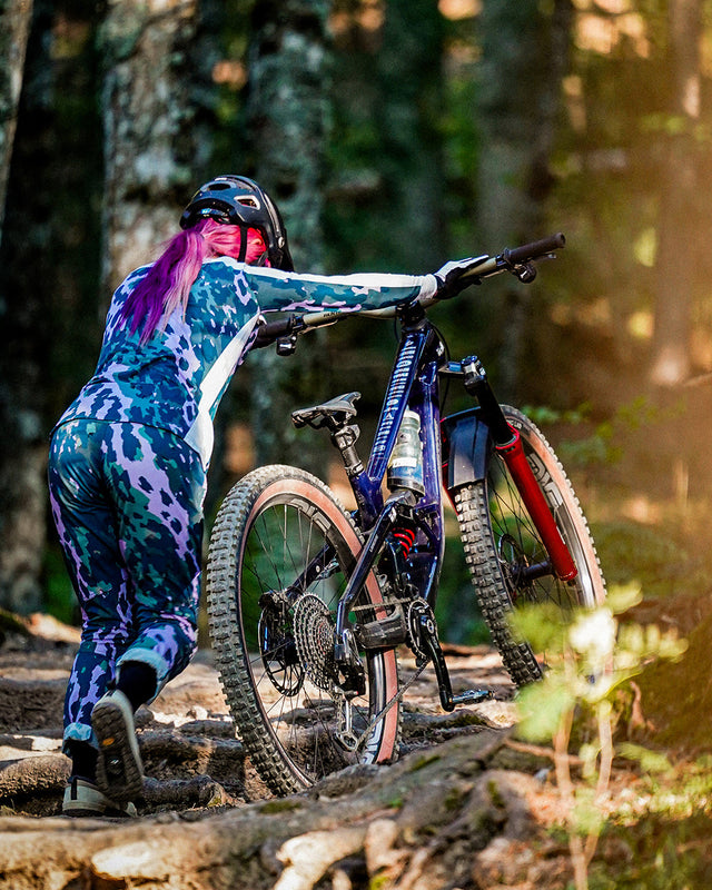Womens Gravity Pants | Isa Signature - Purple Leopard | WOMENS | BOTTOMS | PANTS | GRAVITY PANTS | DHaRCO | MTB | Image 5 of 6